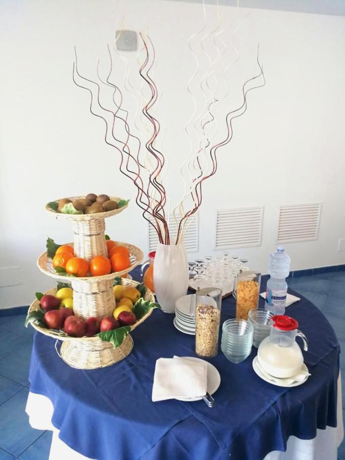 Hotel Imperial Ischia Bagian luar foto